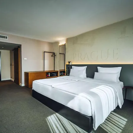 Hotel Pulse8