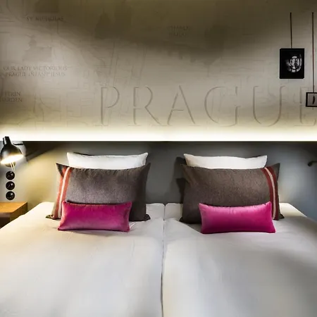 Hotel Pulse8