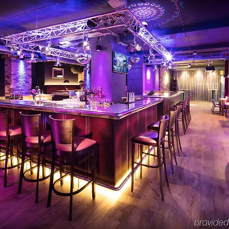 Pentahotel 4*